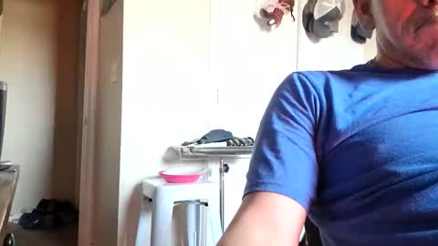 Snapshot of just4fun1523 chatting on 12-19-25, 06:04 just4fun1523 online show from 12-19-25, 06:04