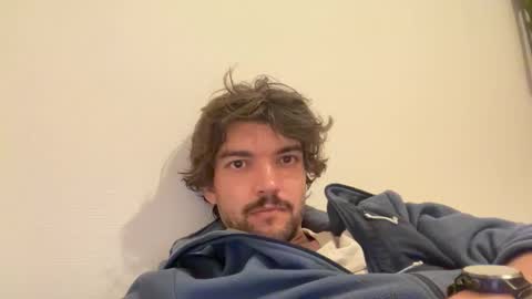 just_a_guy_with_a_big_cock online show from 10-20-25, 07:25