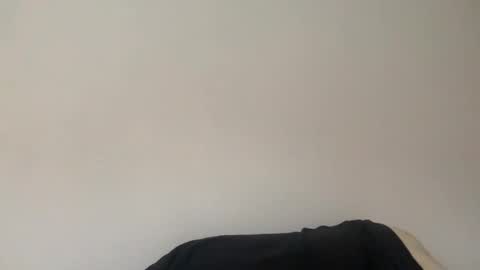 just_a_guy_with_a_big_cock online show from 10-29-25, 11:23