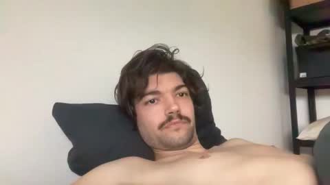 just_a_guy_with_a_big_cock online show from 12-20-25, 10:11