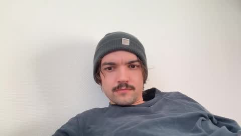 just_a_guy_with_a_big_cock online show from 01-06-26, 01:59