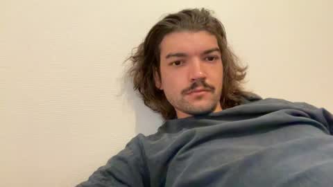 just_a_guy_with_a_big_cock online show from 07-13-26, 07:11