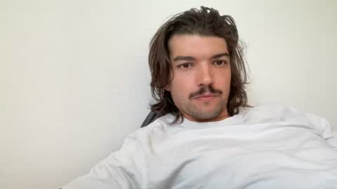 just_a_guy_with_a_big_cock online show from 07-17-26, 07:48