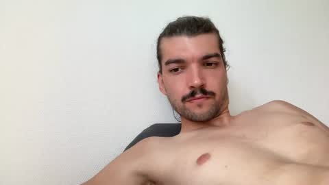 just_a_guy_with_a_big_cock online show from 07-18-26, 03:49