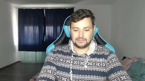Snapshot of just_a_nice_guy_27 chatting on 12-09-24, 11:15 Alex online show from 12-09-24, 11:15