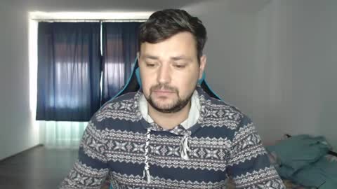 Snapshot of just_a_nice_guy_27 chatting on 12-14-24, 11:29 Alex online show from 12-14-24, 11:29