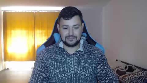 Snapshot of just_a_nice_guy_27 chatting on 01-06-25, 11:18 Alex online show from 01-06-25, 11:18