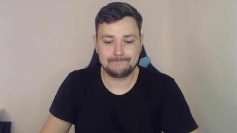 Snapshot of just_a_nice_guy_27 chatting on 01-18-25, 11:43 Alex online show from 01-18-25, 11:43