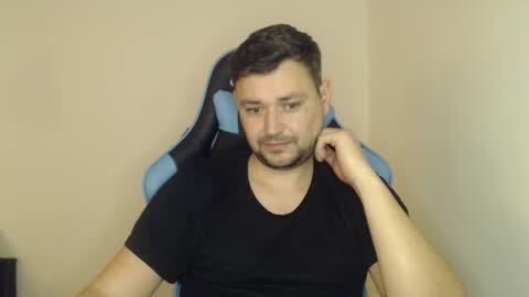 Snapshot of just_a_nice_guy_27 chatting on 01-18-25, 02:44 Alex online show from 01-18-25, 02:44