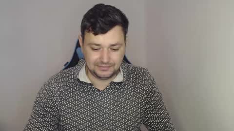 Snapshot of just_a_nice_guy_27 chatting on 02-04-25, 11:16 Alex online show from 02-04-25, 11:16