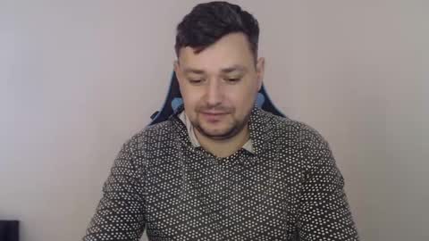 Snapshot of just_a_nice_guy_27 chatting on 02-22-25, 11:24 Alex online show from 02-22-25, 11:24