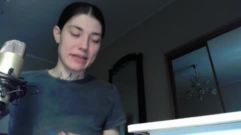 Snapshot of just_curly_ginger chatting on 04-13-26, 10:10 Ginger Curly online show from 04-13-26, 10:10