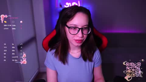 Snapshot of just_emmy chatting on 02-24-25, 05:11 just call me Emmy online show from 02-24-25, 05:11