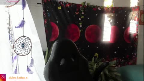 Snapshot of just_katiex chatting on 01-14-25, 08:15 Sofia online show from 01-14-25, 08:15