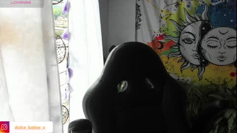 Snapshot of just_katiex chatting on 01-19-25, 07:15 Sofia online show from 01-19-25, 07:15