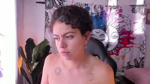 Snapshot of just_katiex chatting on 02-08-25, 04:47 Sofia online show from 02-08-25, 04:47