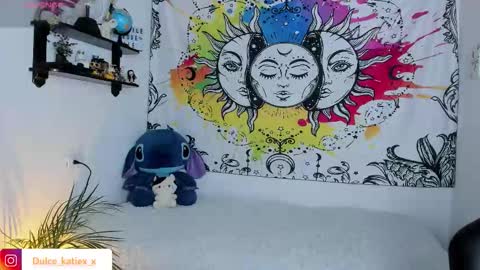 Snapshot of just_katiex chatting on 11-07-25, 12:10 Sofia online show from 11-07-25, 12:10