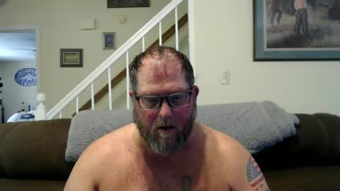 Snapshot of justaguyandnaked chatting on 06-14-26, 04:53 justaguyandnaked online show from 06-14-26, 04:53