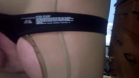 Tohiptwoquit online show from 10-19-25, 05:30