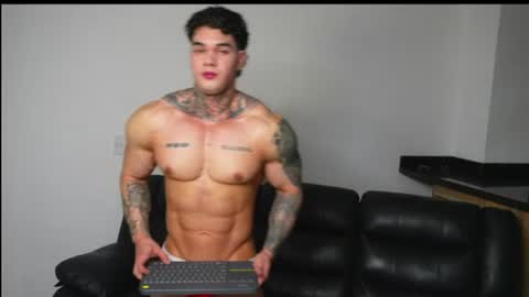 Snapshot of justin_clark1 chatting on 07-10-26, 02:27 justin clark1 online show from 07-10-26, 02:27