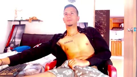 JUSTIN online show from 04-18-26, 12:09