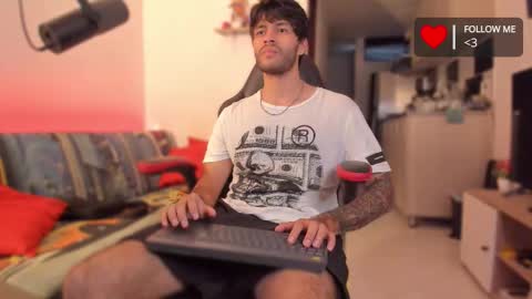 Diego online show from 11-27-25, 10:23