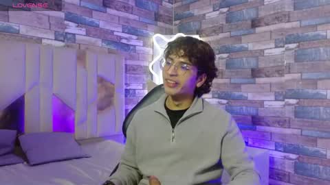  justin  online show from 03-08-26, 03:10