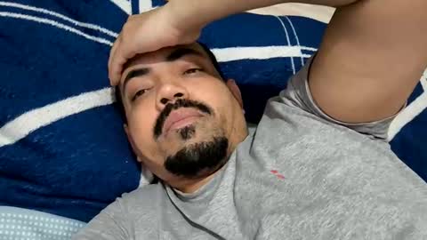 Snapshot of justinbigdream chatting on 11-17-25, 10:15 justinbigdream online show from 11-17-25, 10:15