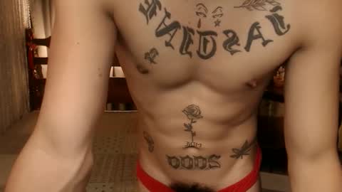 justine_hunk online show from 10-02-25, 05:58