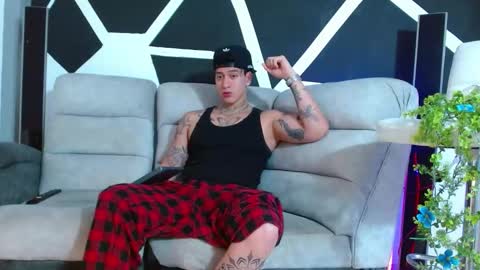 justinfuller_31 online show from 11-13-25, 09:47