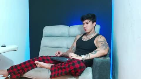 justinfuller_31 online show from 05-16-26, 06:50