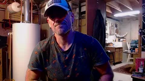 Snapshot of justinmoore1987 chatting on 06-09-26, 06:25 justinmoore1987 online show from 06-09-26, 06:25