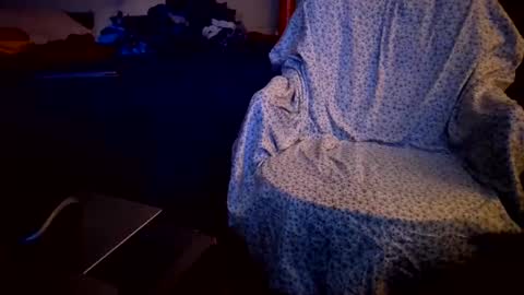 Snapshot of justinnorthwood chatting on 11-19-25, 07:52 JustinNorthwood online show from 11-19-25, 07:52