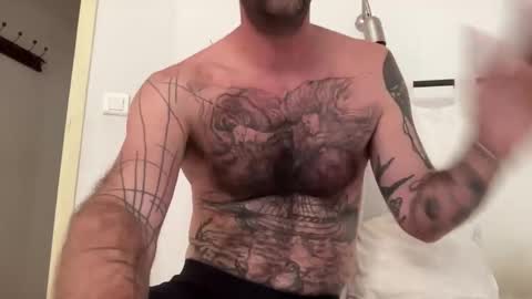 justmeandyou00 online show from 10-13-25, 01:33