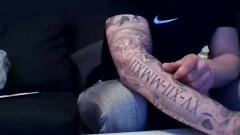 justmehere077 online show from 03-01-25, 01:53