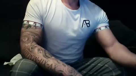 justmehere077 online show from 03-08-25, 01:28