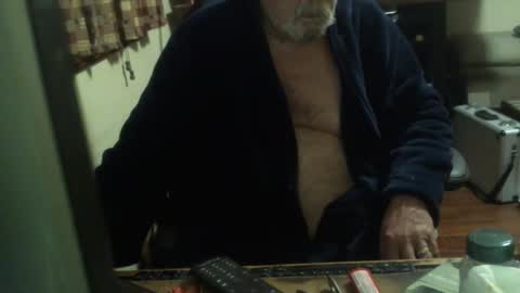 Snapshot of justmeohio chatting on 04-20-26, 07:11 justmeohio online show from 04-20-26, 07:11