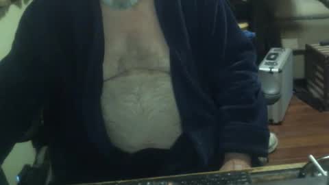 Snapshot of justmeohio chatting on 05-01-26, 01:10 justmeohio online show from 05-01-26, 01:10