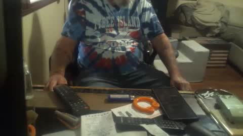 Snapshot of justmeohio chatting on 06-01-26, 10:00 justmeohio online show from 06-01-26, 10:00