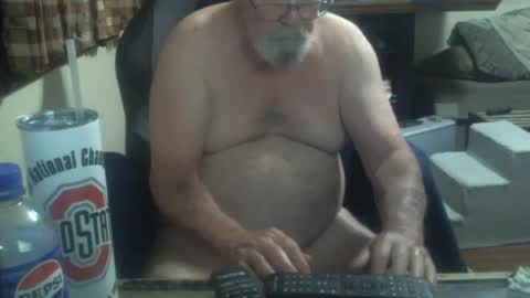 Snapshot of justmeohio chatting on 06-07-26, 02:05 justmeohio online show from 06-07-26, 02:05