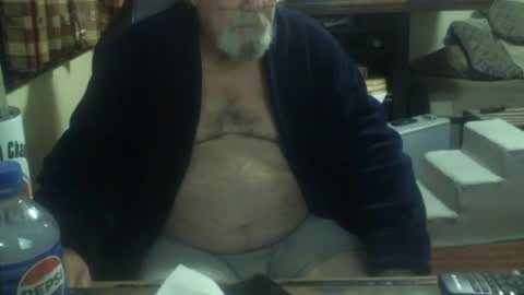 Snapshot of justmeohio chatting on 06-08-26, 01:28 justmeohio online show from 06-08-26, 01:28