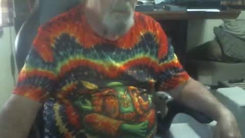 Snapshot of justmeohio chatting on 06-12-26, 06:29 justmeohio online show from 06-12-26, 06:29