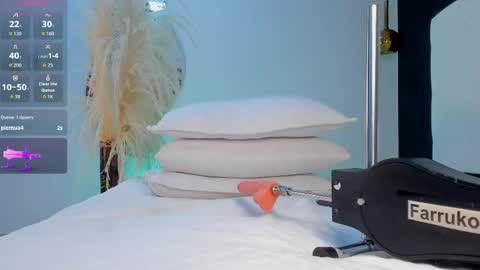 justmolly_ online show from 05-20-26, 05:13