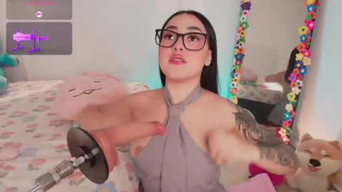 Emy online show from 11-13-25, 04:00