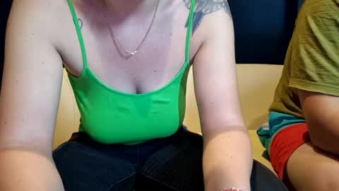 Snapshot of justonetime333 chatting on 09-23-25, 09:23 Ana online show from 09-23-25, 09:23