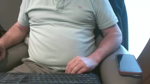 Snapshot of justpleased2behere chatting on 04-25-26, 01:36 here to Have Fun online show from 04-25-26, 01:36