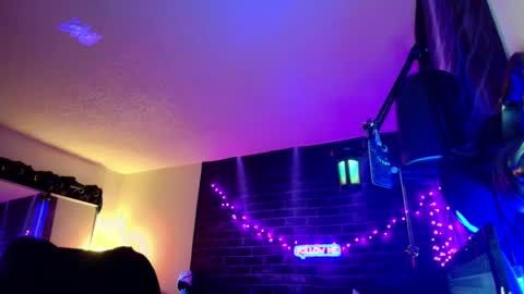 Eetantungfuk Mias online show from 12-09-24, 09:39