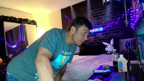 Eetantungfuk Mias online show from 12-09-24, 09:48