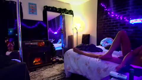 Eetantungfuk Mias online show from 12-10-24, 01:00