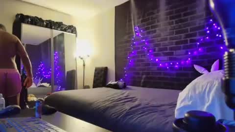 Eetantungfuk Mias online show from 12-17-24, 04:34